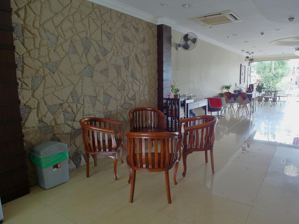 Sunnie Hotel 新山 外观 照片